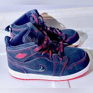 New Nike Air Jordan Retro 1 Mid Fearless Toddler Size 8 C Basketball Shoes kids